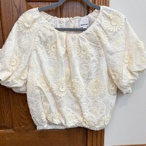 Cream Embroidered Floral Puff Sleeve Blouse M Boho Whimsy Fairycore Cottagecore